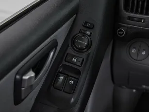Hyundai  18