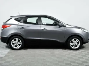 Hyundai  4