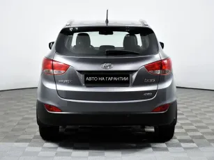 Hyundai  6