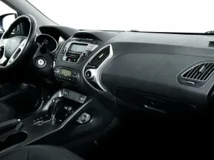Hyundai  8