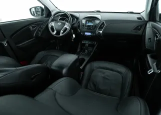 Hyundai  10