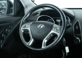 Hyundai  17