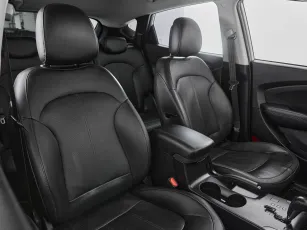 Hyundai  11