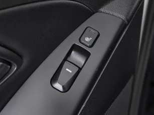 Hyundai  13