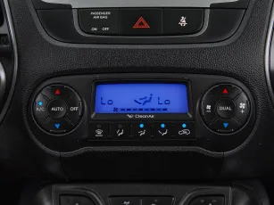 Hyundai  16