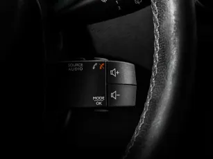 Nissan  10