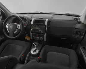 Nissan  10