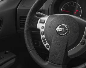 Nissan  12