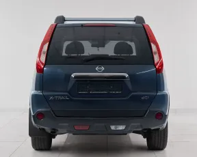 Nissan  5