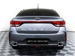 Kia  6