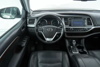 Toyota  10