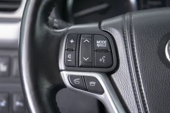 Toyota  25