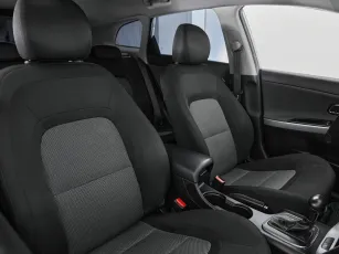 Kia  11