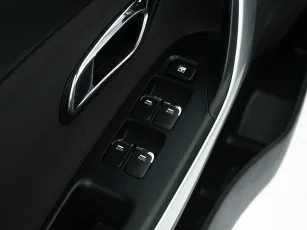 Kia  12