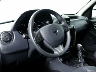Nissan  10
