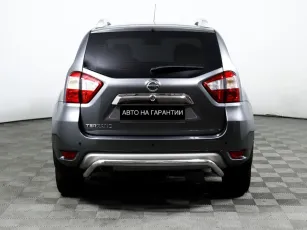 Nissan  6
