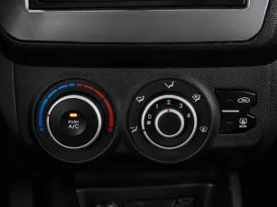 Kia  13