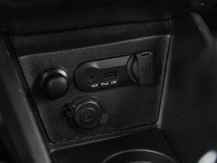 Kia  15