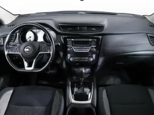 Nissan  9