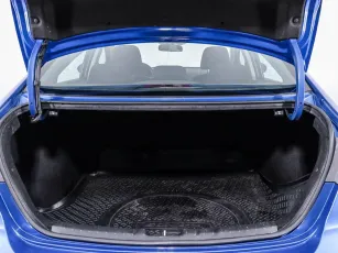 Hyundai  12