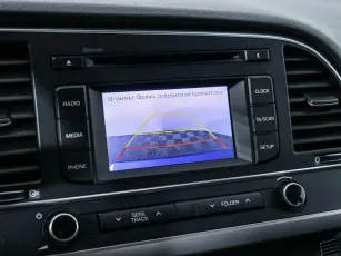 Hyundai  9