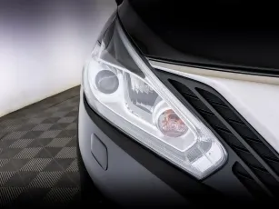Nissan  7