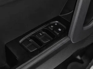 Hyundai  18
