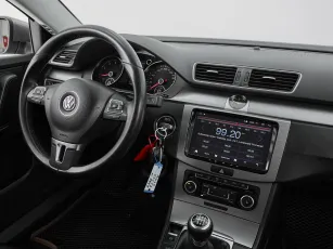 Volkswagen  10