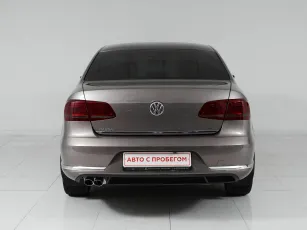 Volkswagen  6