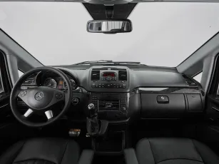 Mercedes-Benz  8