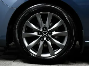 Mazda  8