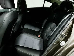 Kia  12