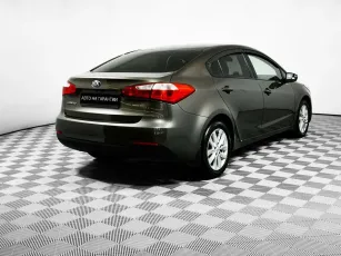 Kia  5