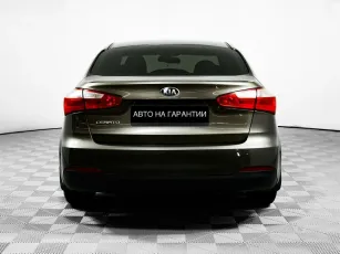 Kia  6