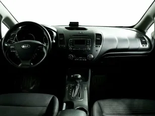 Kia  8