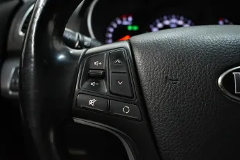 Kia  16