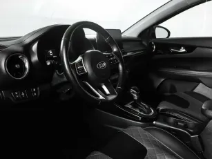 Kia  12
