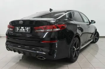 Kia  3