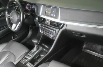 Kia  4
