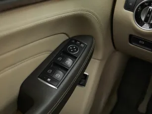 Mercedes-Benz  18