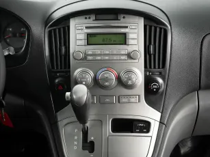 Hyundai  13
