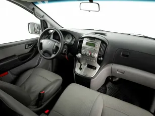 Hyundai  8
