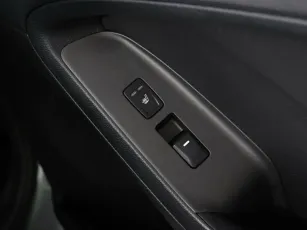 Kia  11