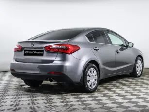 Kia  3