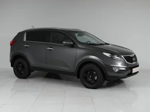 Kia  3