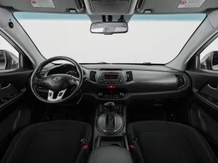 Kia  8