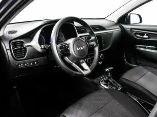 Kia  10