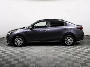 Kia  3