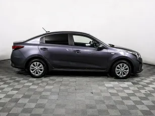 Kia  4