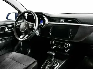 Kia  9